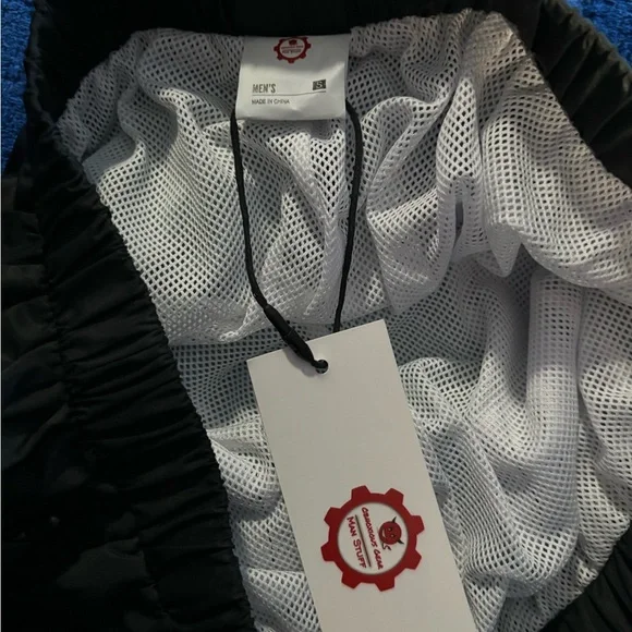 NWT Men’s size S Obnoxious Gear black joggers with mesh on the inside - Picture 5 of 6